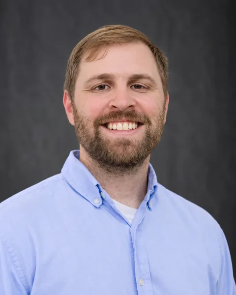 Dr. Robert Iles